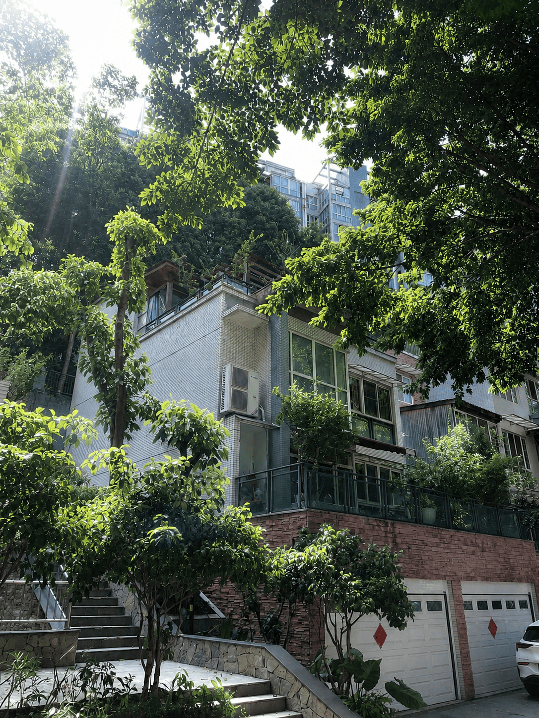 蚌埠岛居岁月从容升级：小小岛老别墅加装蒂升悦行款电梯